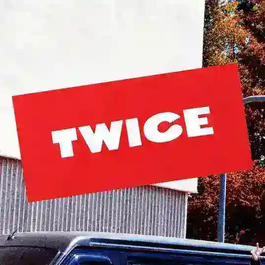 TWICE Updates Zone