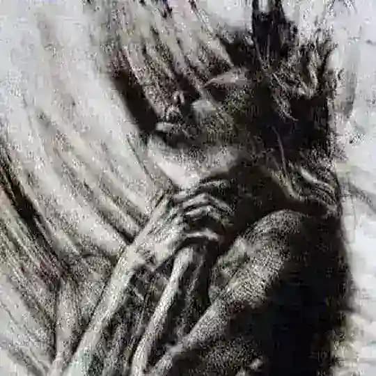 مبعثر.