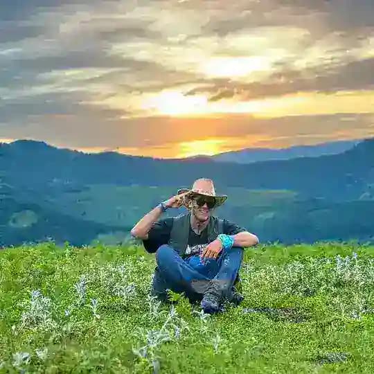 سفر با تارزان🤠🏔️ Profile