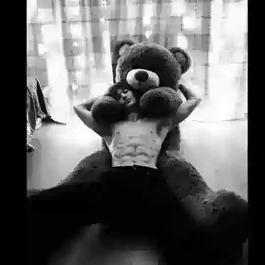 خلفيات اشعار حب اغاني رمزيات 🦋