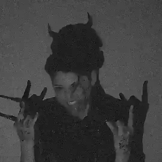 .𝔨𝔞𝔯𝔢𝔫 𝔠𝔞𝔯𝔱𝔢𝔯.