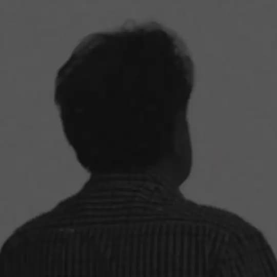 مـُـفْـلــِـسْ