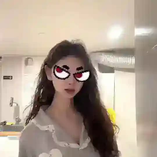 璎诺的生活