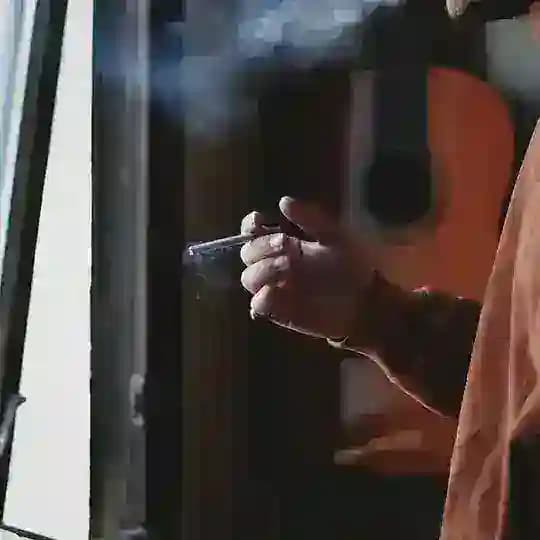 خواطر عبارات صوتيه كتابة كويتيه سعوديه بحرينيه خليجيه قطريه اماراتيه عمانيه مصريه يمنيه شيلات شلات بنات ملابس داخليه قصيره بنت