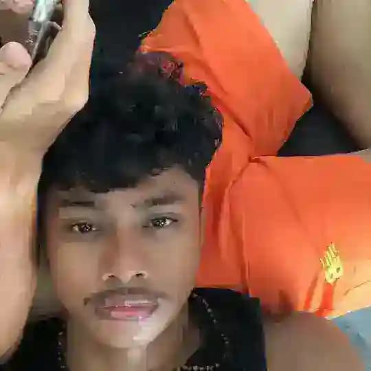 OnlyFrens nya Adeknyakarinn Profile