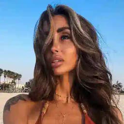 FR Adoszb Photosr M.Y.M Profile