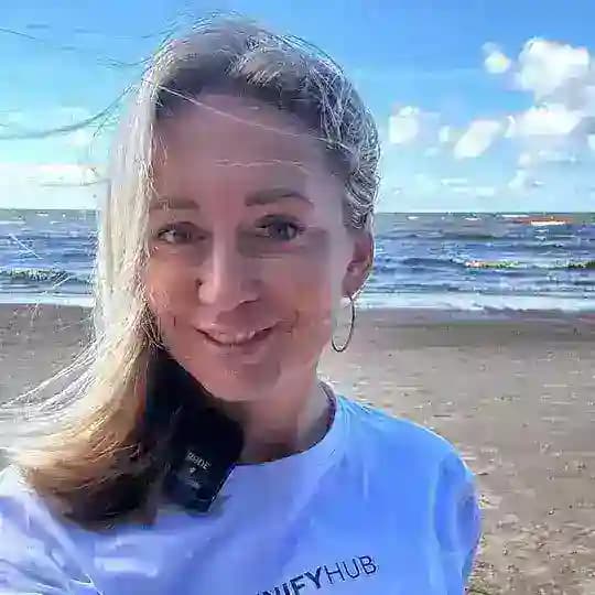 Ksenia Izotova: Love, AI & Business