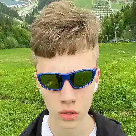 ALEKSOV TOXIC 🤙🏻🤡 Profile