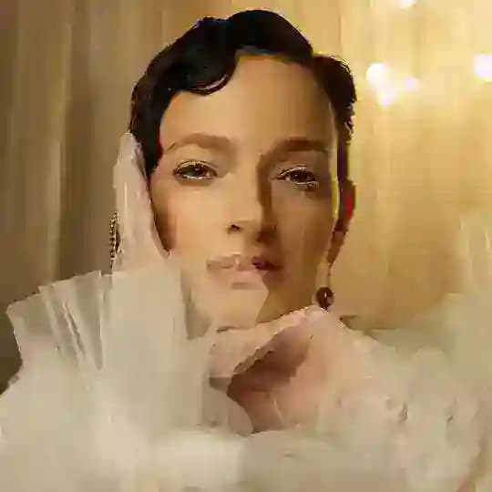 Алина Ростоцкая