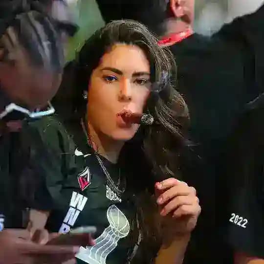 ANITAMAXWIN