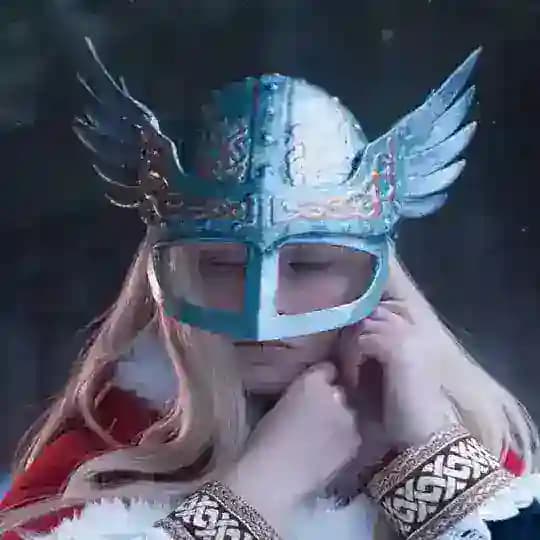 Anlai Yu | косплейная жабка
