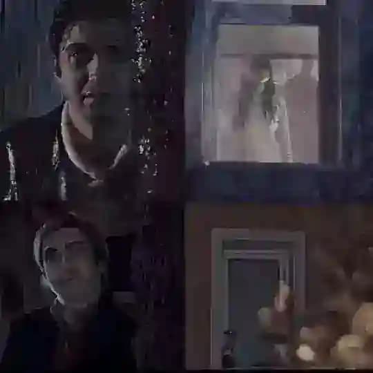 حكايا من ورق