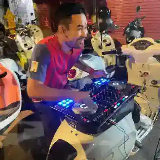 Phum DJ 🤘🏻🎭