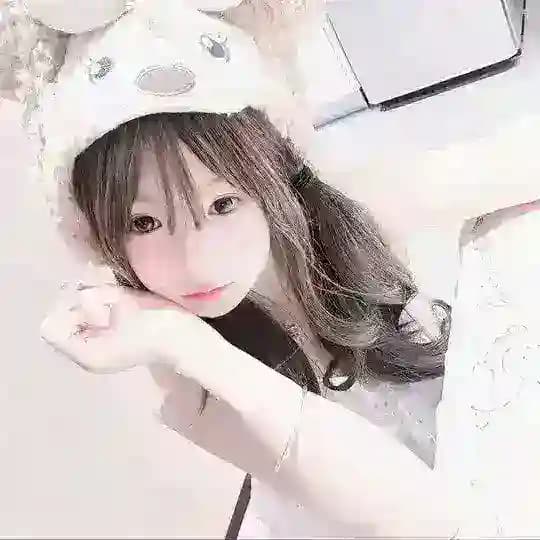 白虎少萝黑丝白丝福利姬