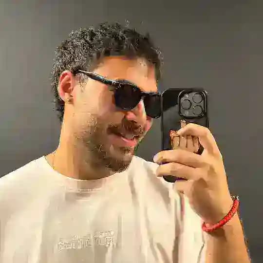 خشی و رفقاش