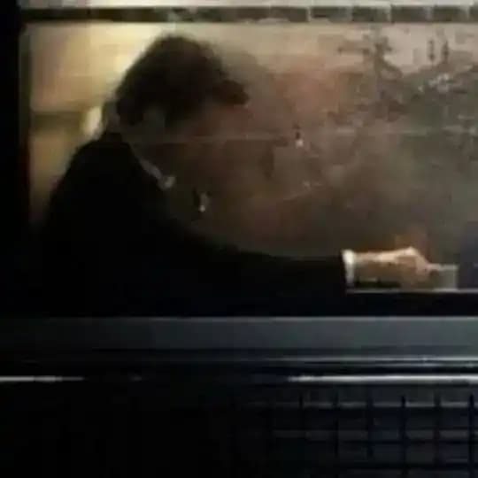 𝐥𝐢𝐯𝐞𝐝