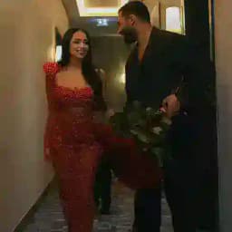 𝐁𝐞 𝐇𝐚𝐥𝐟𝐰𝐚𝐲🍷 Profile