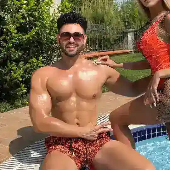 Birlesikkrallik Profile