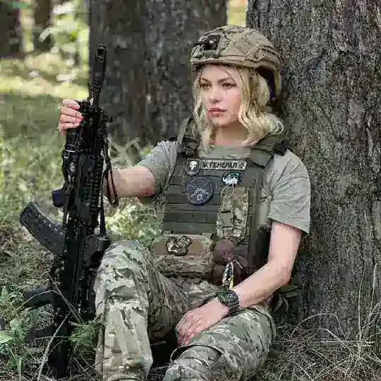 Алла Мартинюк 🇺🇦 Blonde at war