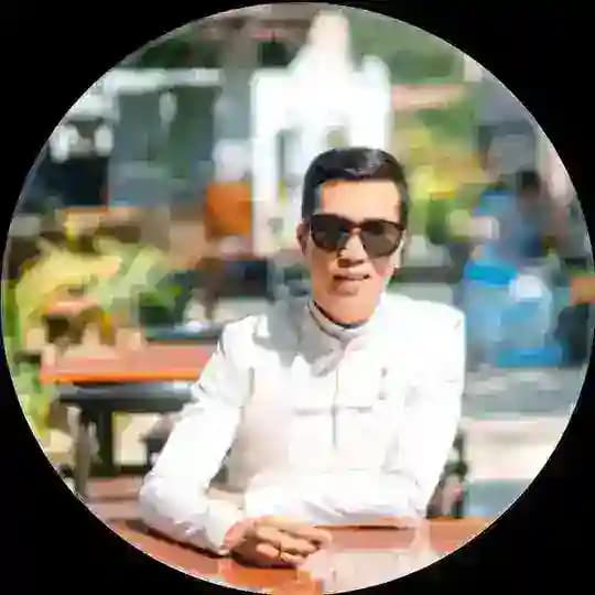 Ko Min Naing ငွေတုရောင်းဝယ်ရေး🇲🇲