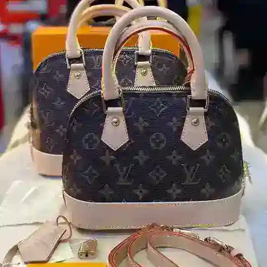 Brand House 🛍️