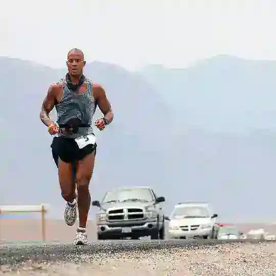 Can't Hurt Me by David Goggins