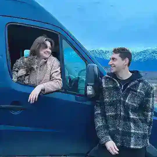 CAR•VAN•LIFE
