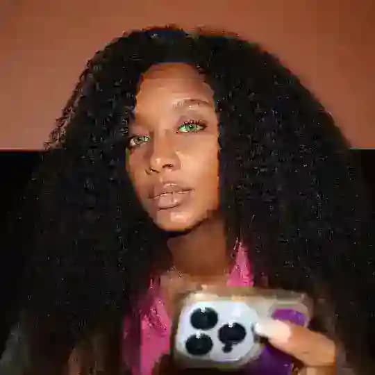 Cathii Media Luna 🦋