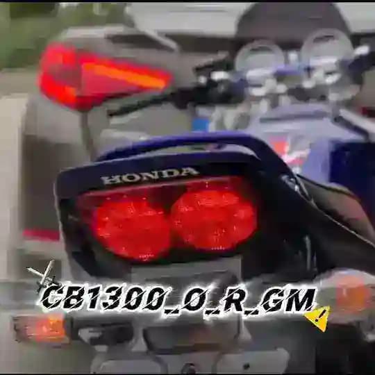 Cb1300_o_r_gm