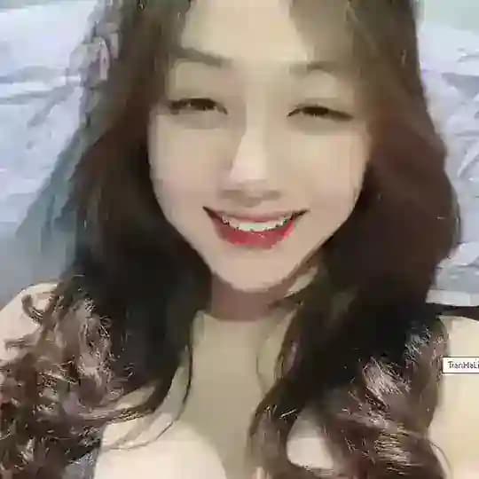 Clips TRẦN HÀ LINH và Link cho người tối cổ 🔞