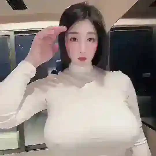 奶宝宝 …嫩妹。38F-170cm.