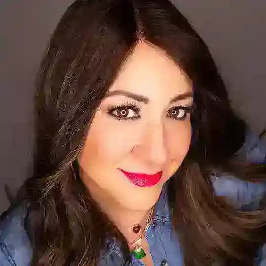 DANIELA CORREA