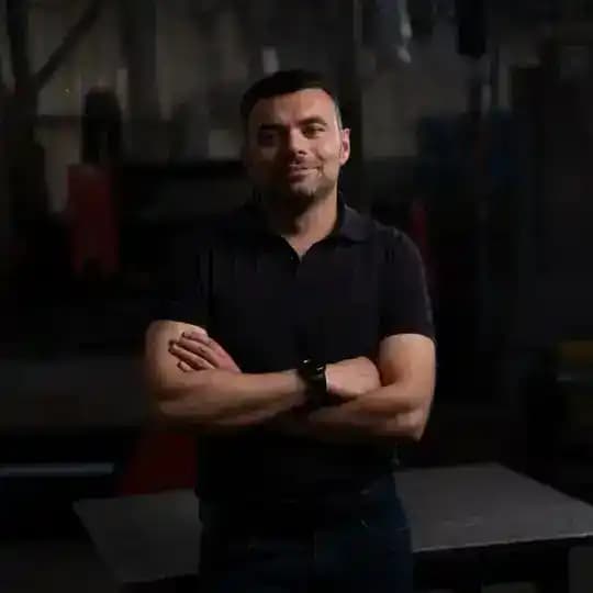 Стальной Даниил 🦾
