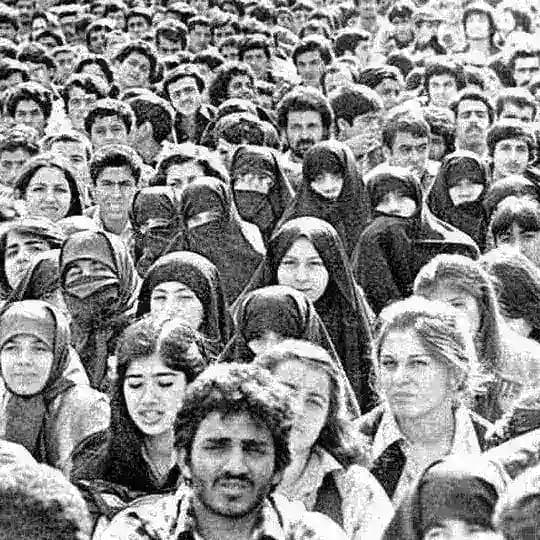 دموس demos