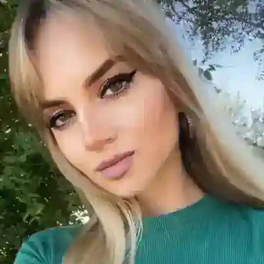 Diana Miller печатает...