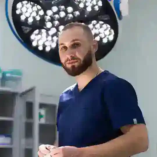 Пластический хирург Басалай Вячеслав