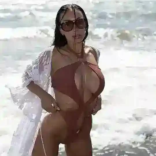 ELEONORA GARRIOLI OF GRATUITO