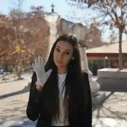 𝐄𝐥𝐢 𝐃𝐞𝐟𝐟𝐞𝐫𝐚𝐫𝐲 Profile