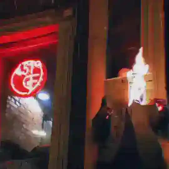 451° Fahrenheit 🔥