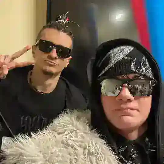 Ф4ВН3Р