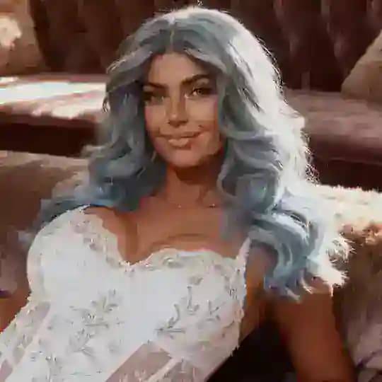 Bella Blue