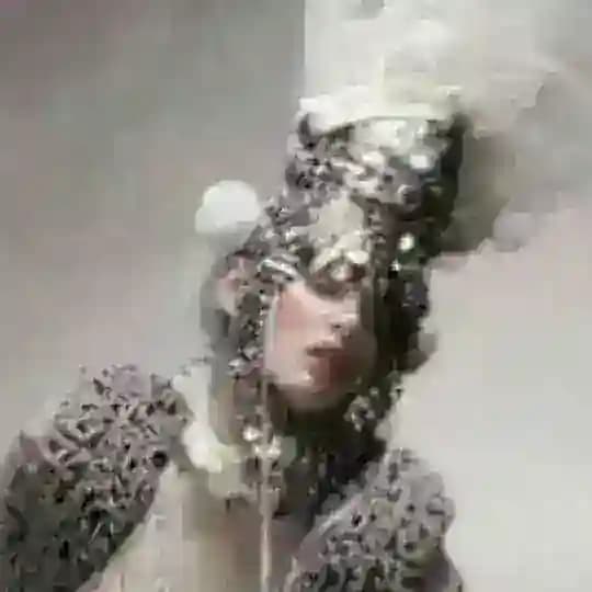 Fashion-That