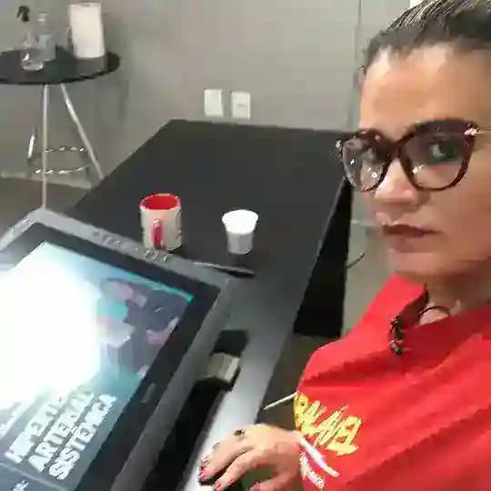 Materiais e PDFs Por Fernanda Feitosa