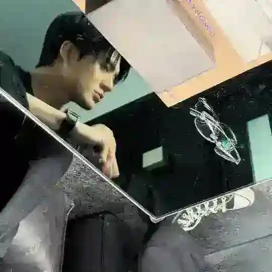 GALLERYJENO.
