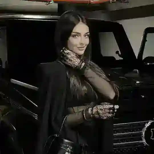 ❲ 𝗡𝗙𝗪 ❳ ✷ GØDMOTHER — جيراتفيور ••II