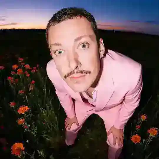 ВАЖНАЯ ПТАШКА🕊️