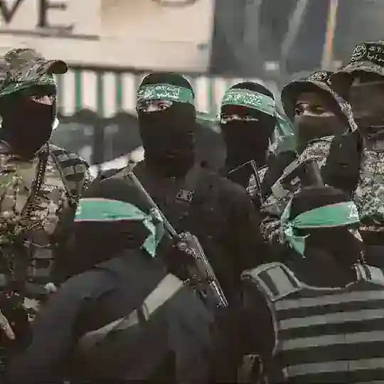 غُرَبَاء🥷🇵🇸