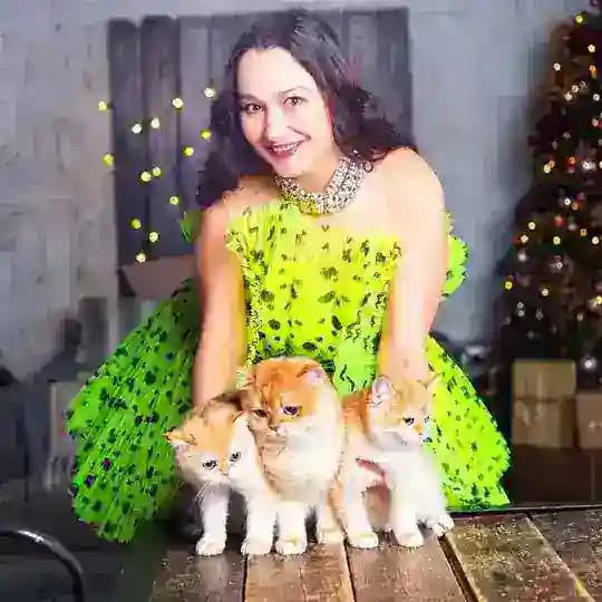 ЛИЛЯ БРИ|ТАНСКИЕ КОТЯТА