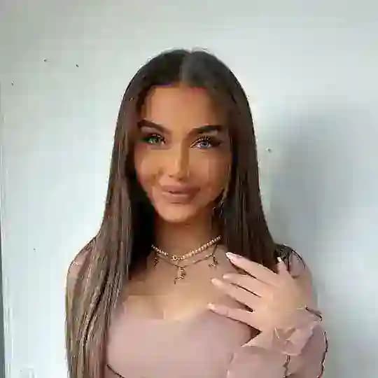 Gwendolyn Celine|gwendolynceline
