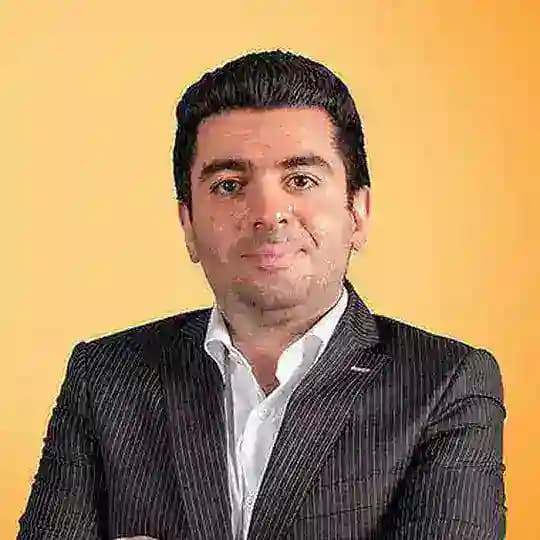 زیست حنیف عظیمی